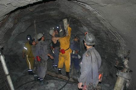 仓山工程爆破中的危险因素分析以及应对工程爆破危险的措施